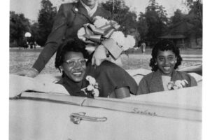 AGNES-DHS-QUEES-1955-compress-